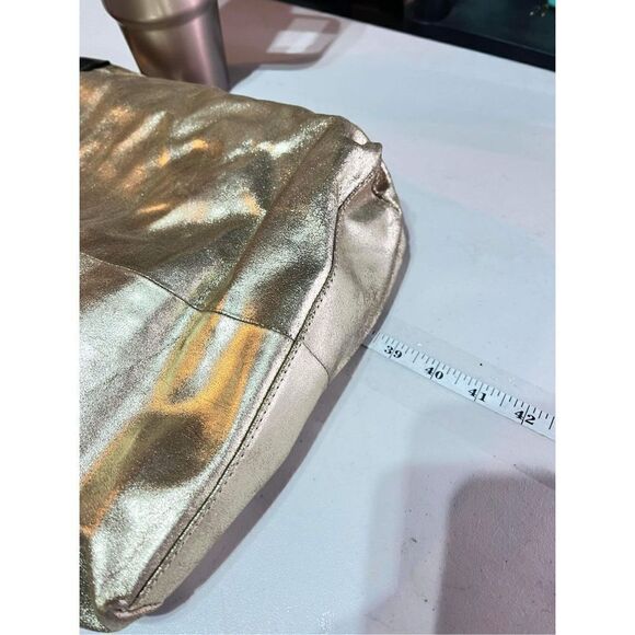 Sorpresa Women's Tote Crossbody Shoulder Bag Gold Metallic Size Large statement - Picture 10 of 11